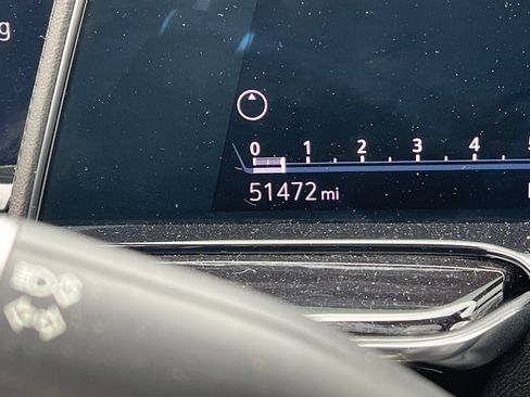 Used 2023 Cadillac Escalade ESV Sport w/ Touring Package image 40