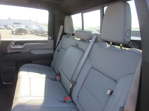 New 2026 GMC Sierra 2500 SLT w/ SLT Premium Package image 14