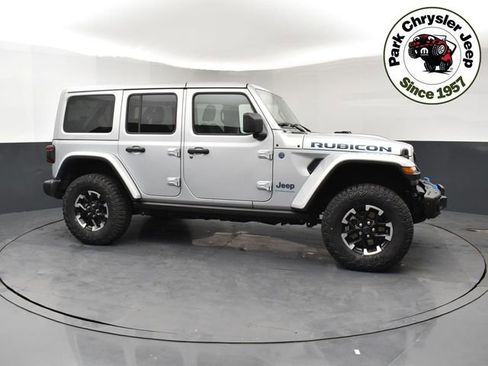 Used 2024 Jeep Wrangler Unlimited Rubicon 4xe image 1