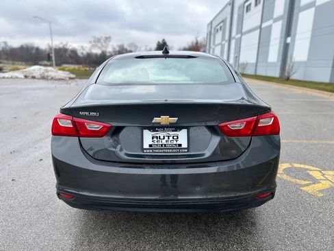 Used 2018 Chevrolet Malibu LS image 4