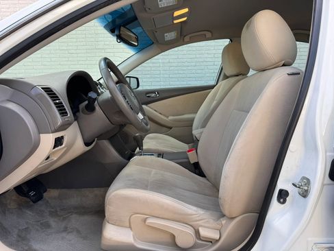 Used 2012 Nissan Altima 2.5 S w/ 20th Anniversary Pkg FWD image 14