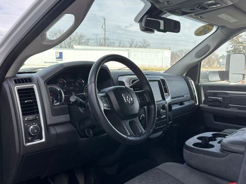 Used 2018 RAM 2500 Big Horn image 10