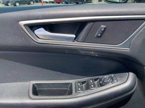 Used 2024 Ford Edge SEL AWD/4WD image 13