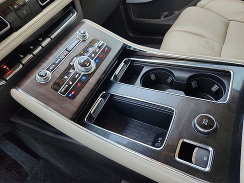 Used 2022 Lincoln Aviator Reserve w/ Equipment Group 201A image 11