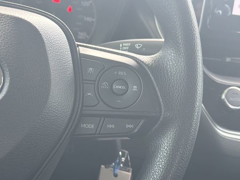 Used 2023 Toyota Corolla LE FWD image 19