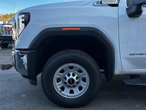 New 2024 GMC Sierra 2500 Pro image 8