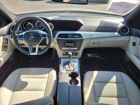 Used 2014 Mercedes-Benz C 250 Sedan image 12
