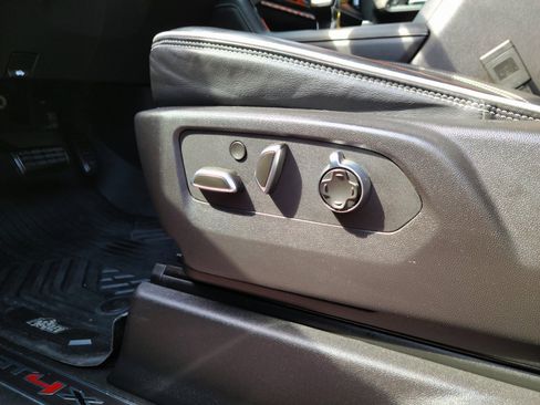 Used 2024 GMC Sierra 1500 AT4X w/ AT4X AEV Edition image 20