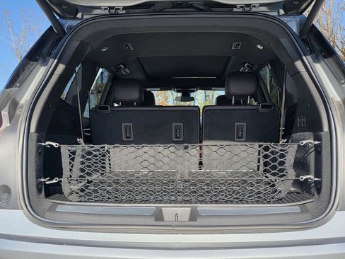 Used 2023 Cadillac XT6 Premium Luxury w/ LPO, Floor Liner Package image 27