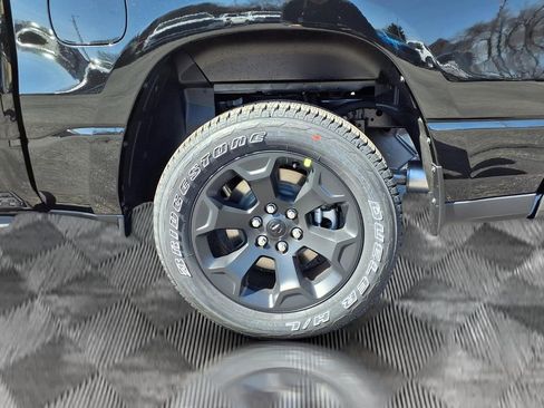 New 2026 RAM 1500 Express AWD/4WD image 18