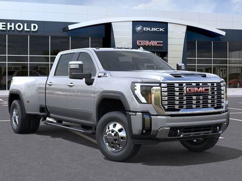 New 2026 GMC Sierra 3500 Denali w/ Denali Reserve Package image 7