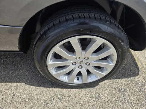 Used 2007 Land Rover Range Rover HSE image 20