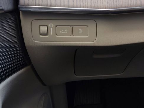 Used 2022 Volvo XC90 T8 Inscription w/ Advanced Package image 12