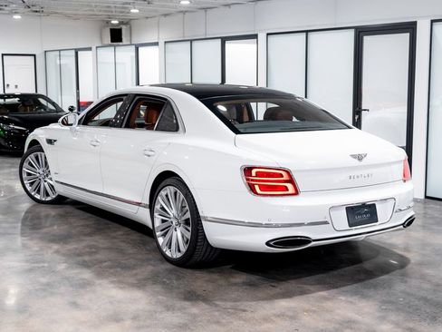 Used 2023 Bentley Flying Spur W12 AWD/4WD image 18