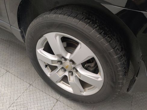 Used 2017 Chevrolet Traverse LT w/ Style and Technology Package FWD image 31