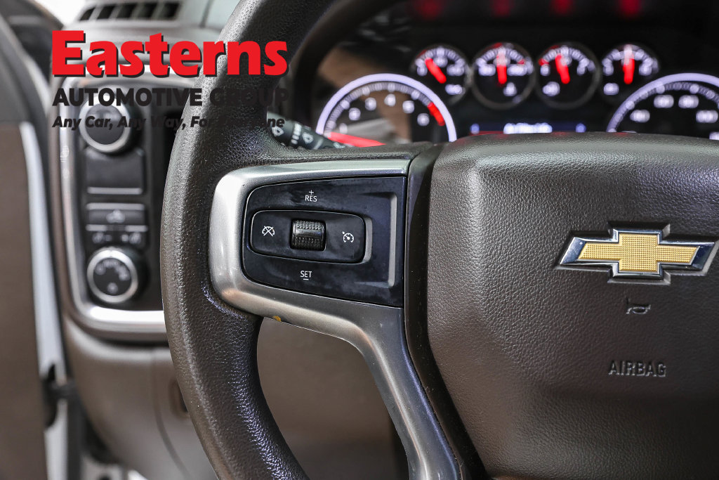 Used 2020 Chevrolet Silverado 1500 LT RWD image 16