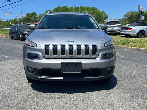 Used 2014 Jeep Cherokee Latitude w/ Comfort/Convenience Group FWD image 1