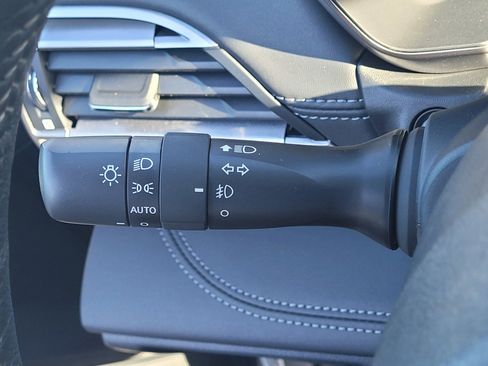 Used 2024 Subaru Outback Limited image 25