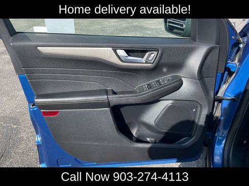 Used 2022 Ford Escape SEL image 11