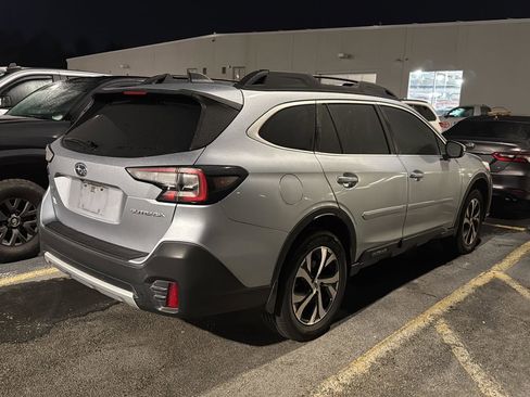 Used 2020 Subaru Outback Limited w/ Popular Package #2 image 5