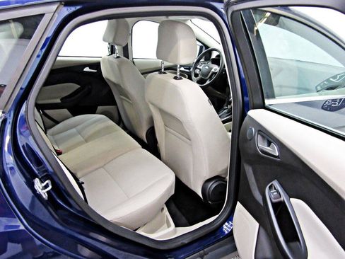 Used 2016 Ford Focus Electric Hatchback FWD image 11