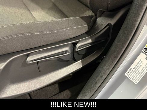 Used 2025 Honda CR-V LX image 26