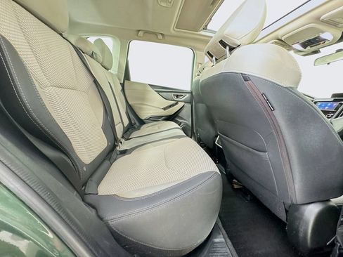 Used 2022 Subaru Forester Premium AWD/4WD image 34
