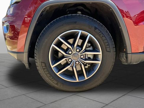 Used 2020 Jeep Grand Cherokee Limited AWD/4WD image 11