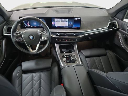 Used 2025 BMW X5 xDrive40i image 12