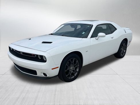 Used 2018 Dodge Challenger GT w/ Driver Convenience Group image 4