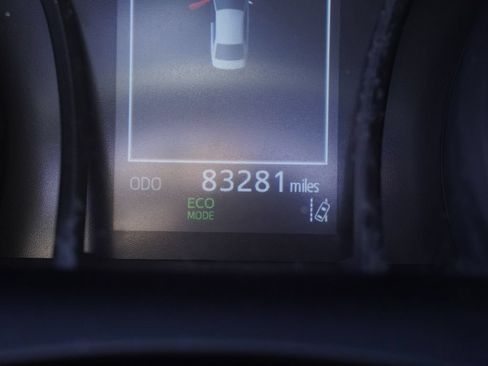 Used 2022 Toyota Camry SE FWD image 12