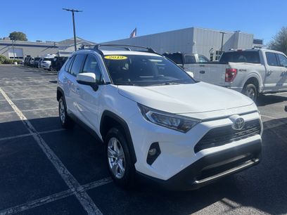 Used 2019 Toyota RAV4 XLE w/ Convenience Package