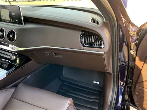Used 2020 Kia Stinger GT image 18