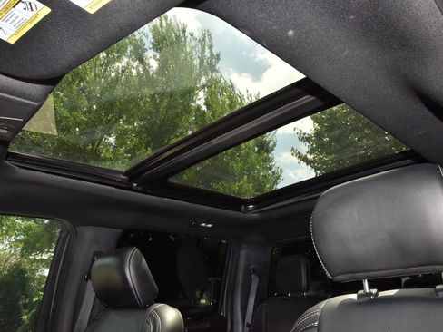 Used 2020 Ford F150 Lariat RWD image 31