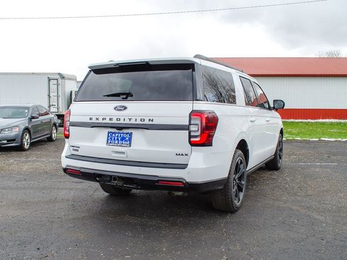 Used 2022 Ford Expedition Max Limited image 3