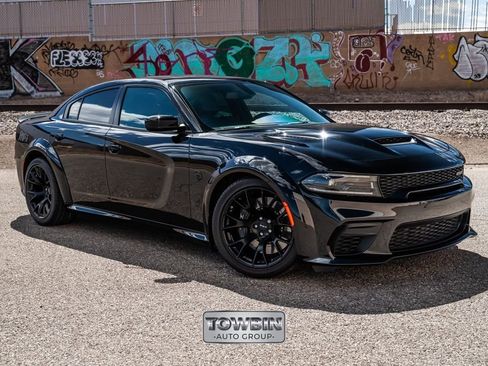 Used 2023 Dodge Charger SRT Hellcat w/ Harman/Kardon Audio Group RWD image 2