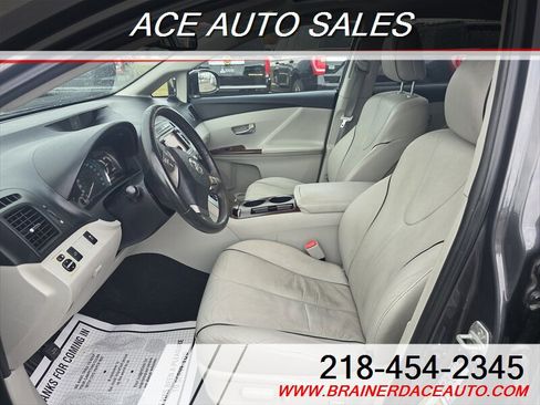 Used 2009 Toyota Venza AWD image 7