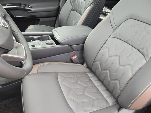 New 2026 Nissan Pathfinder Platinum AWD/4WD image 20
