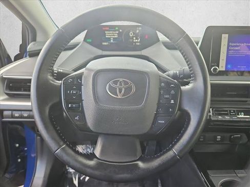 Used 2024 Toyota Prius LE FWD image 13