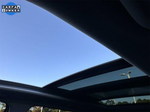 Used 2020 Hyundai Santa Fe SEL w/ Convenience + Premium Package image 22