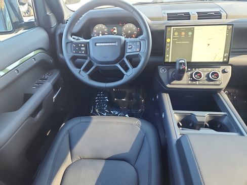 New 2026 Land Rover Defender 110 S image 4