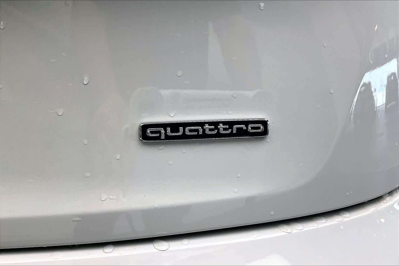 Certified 2024 Audi Q5 2.0T Premium Plus w/ Premium Plus Package AWD/4WD image 9