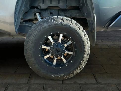 Used 2017 Toyota Tundra 1794 Edition image 16