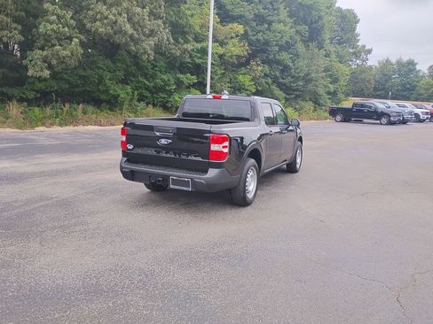 New 2025 Ford Maverick XL image 3