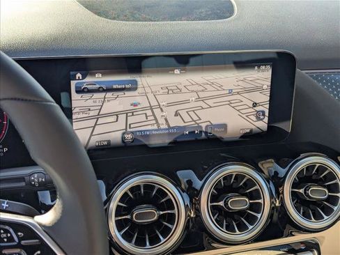 New 2025 Mercedes-Benz GLA 250 image 11