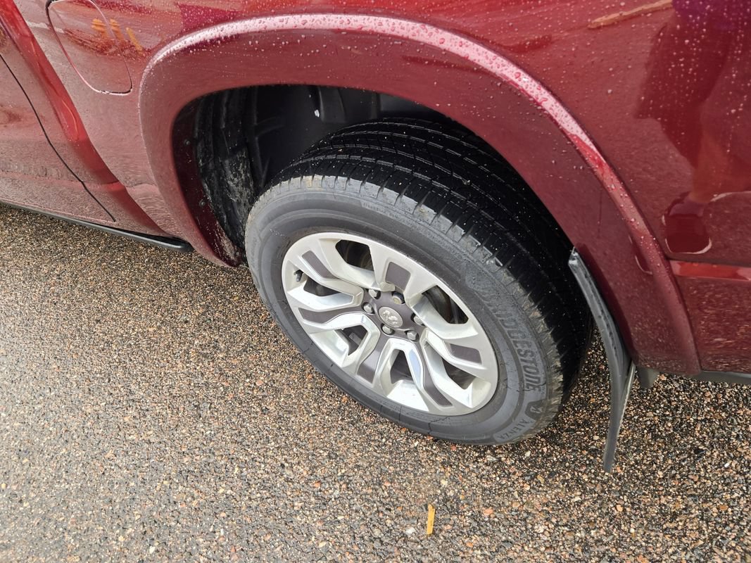 Used 2019 RAM 1500 Laramie Longhorn AWD/4WD image 7