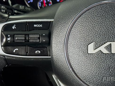 Used 2022 Kia K5 GT-Line FWD image 11