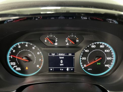 Used 2023 Chevrolet Traverse LS FWD image 11