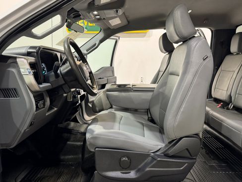 Used 2023 Ford F350 XL w/ Snow Plow/Camper Package image 14