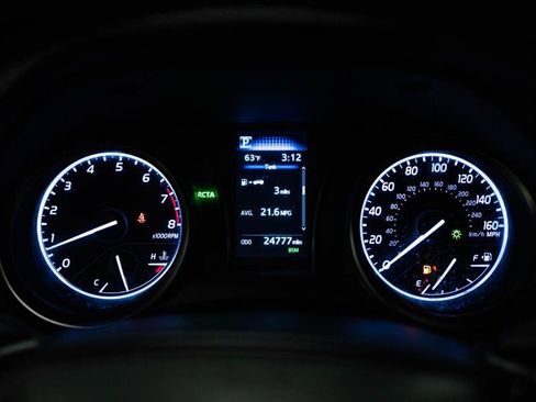 Used 2023 Toyota Camry SE w/ Convenience Package image 17